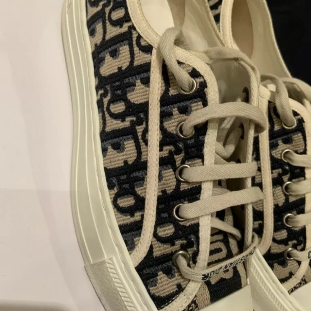Dior sneakers for customer reserved